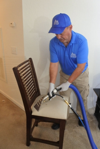 Steam Cleaning Cloth Dining Room Chairs in Jacksonville Fl